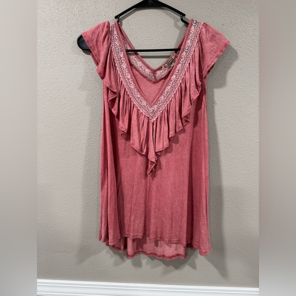 Gimmicks Washed High Low Hem Top - Picture 4 of 9